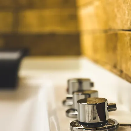 Corte Lirice Paradiso Oda ve Kahvaltı 4*