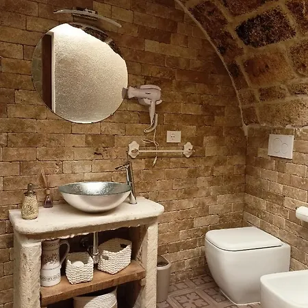 Corte Lirice Paradiso 住宿加早餐酒店 4*