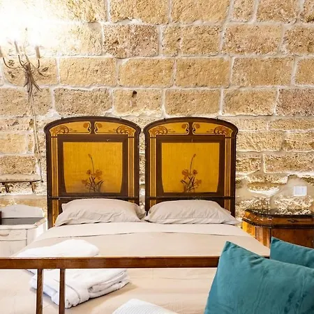 Bed & Breakfast Corte Lirice Paradiso *